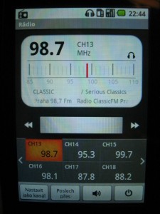 LG P500 Optimus One - FM rádio