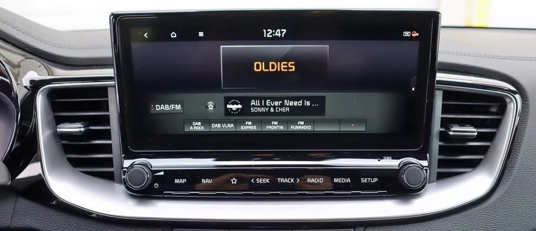 Oldies Radio Kia ProCeed. Foto: AAA Auto