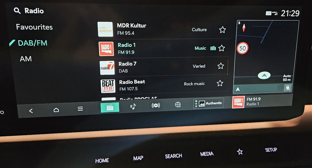 Autorádio v nejnovějším infotainmentu ccNC Kia a Hyundai - Oviradio.cz